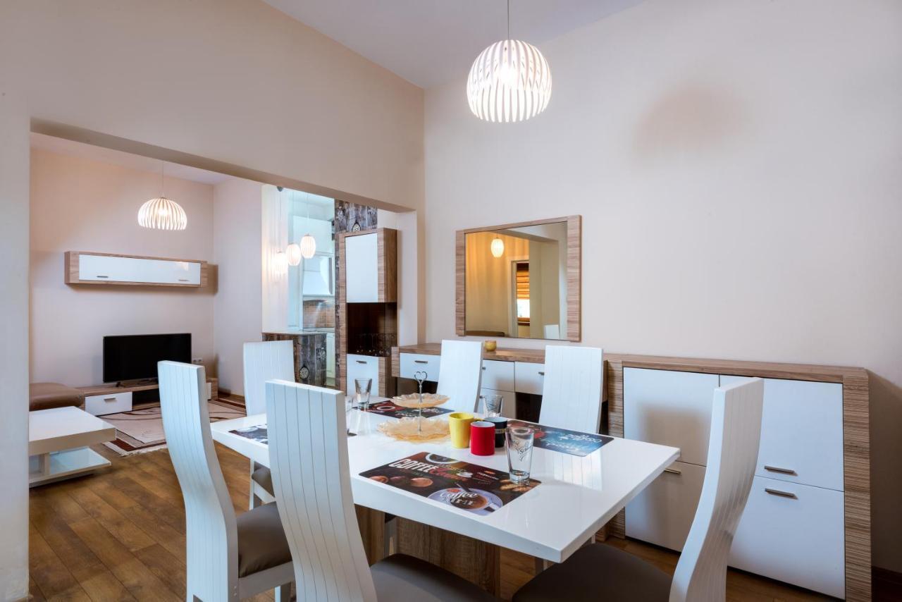 Family Apartment - Comfort In The Center Burgas Exterior foto